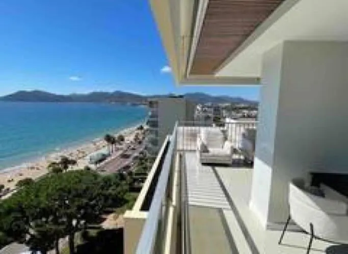Vue Exceptionnelle Cannes