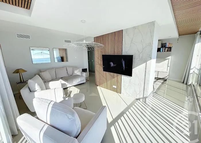 Vue Exceptionnelle Daire Cannes