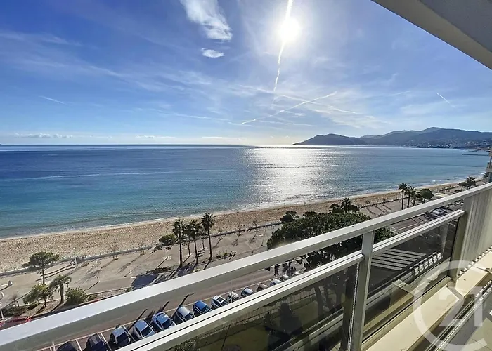 Vue Exceptionnelle Cannes